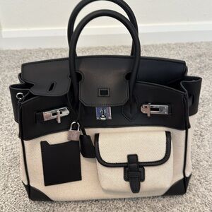 INSPIRED B CARGO BAG SIZE 30 in black leather and cream canvas